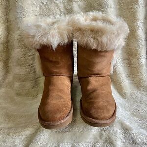 UGG Chestnut Deena Winter Boots